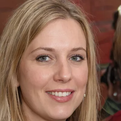 Clare Robinson