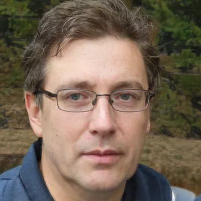 Tom Henderson